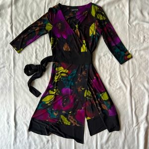 EUC Jones New York black multi-color floral 3/4 sleeve wrap dress 
Size 6